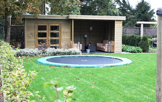 hoveniersbedrijf-g.weultjes-vaassen-tuin-elementen-tuininspiratie-tuinideen-tuinontwerp-veranda-trampoline